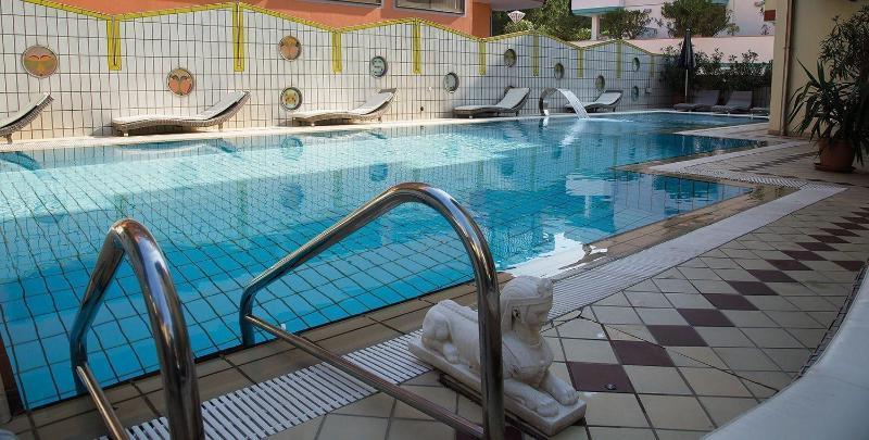 Santa Lucia Hotel